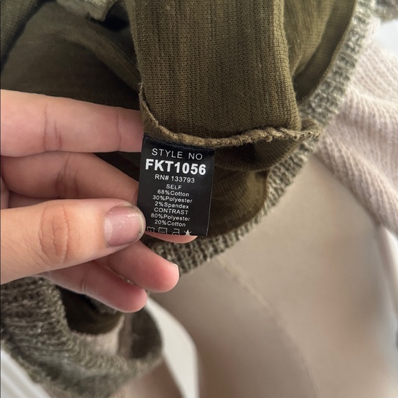 POL Olive and Beige V-Neck Sweater - Picture 9 of 9